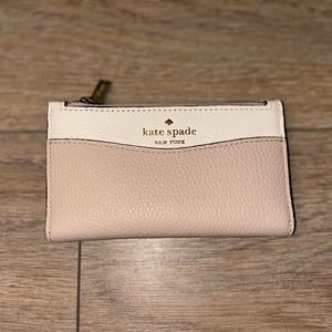 Kate Spade New York - leila small slim bifold wallet - warm beige multi